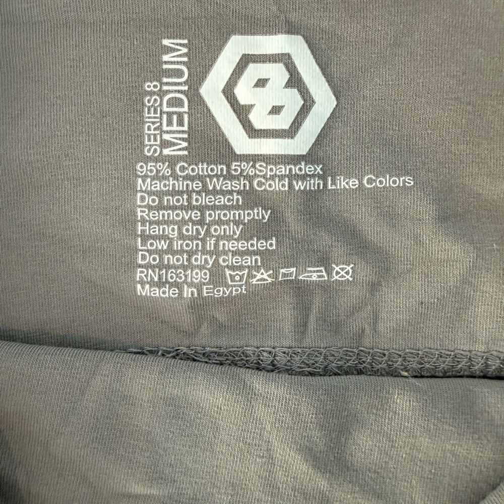 Series 8 Women's Gray Leggings - Picture 4 of 6